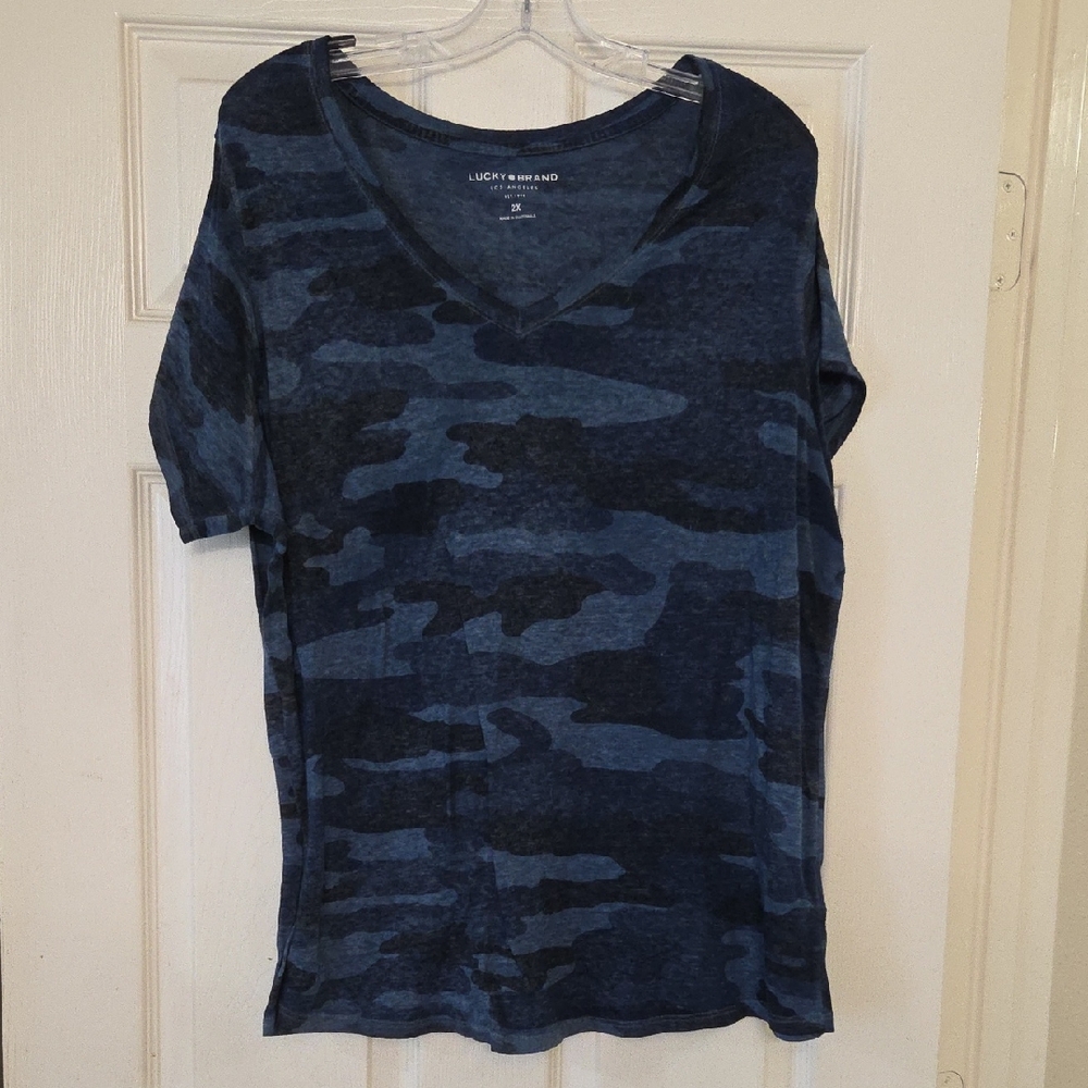 Lucky Brand Blue Patterned Tee